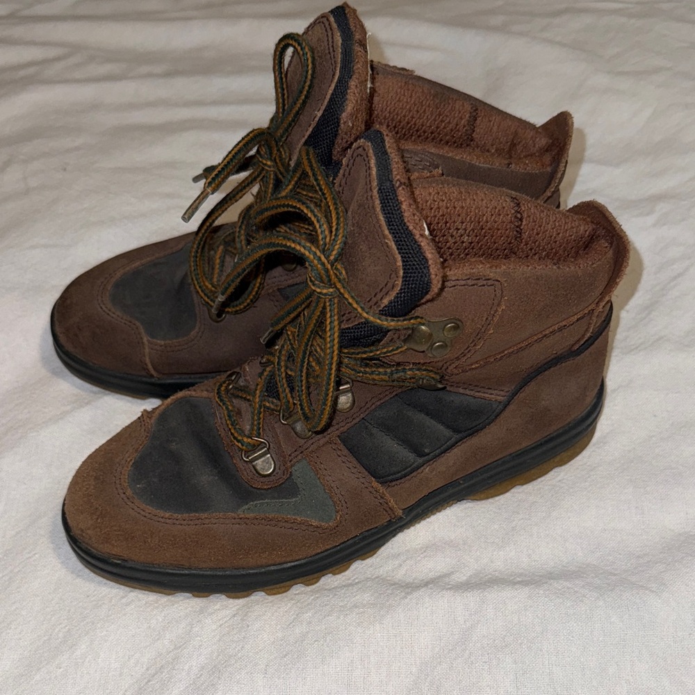 Arizona Jean Company Brown and Black Women's Winter Boots